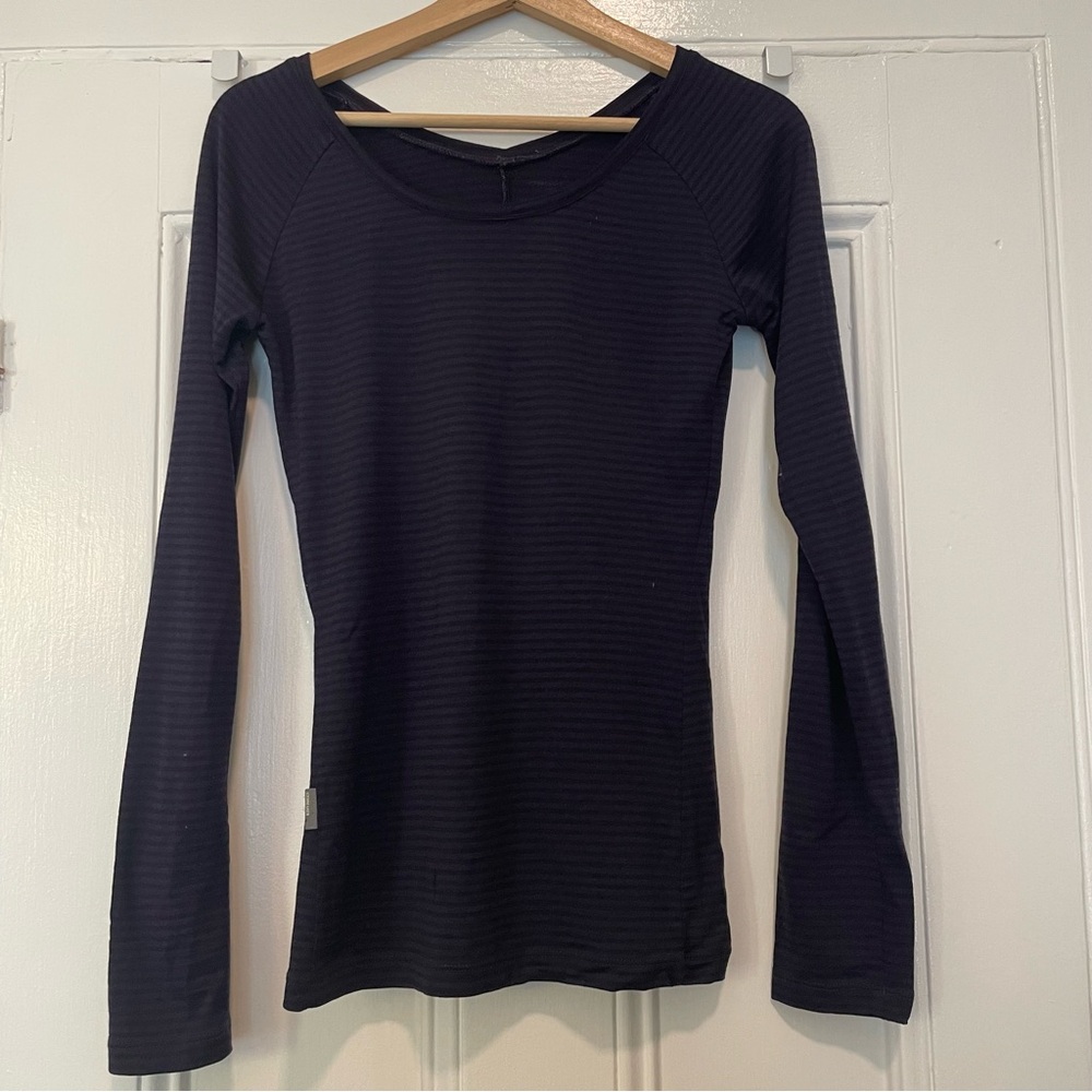 Icebreaker 100% merino long sleeve scoop neck stripe🪷lotus